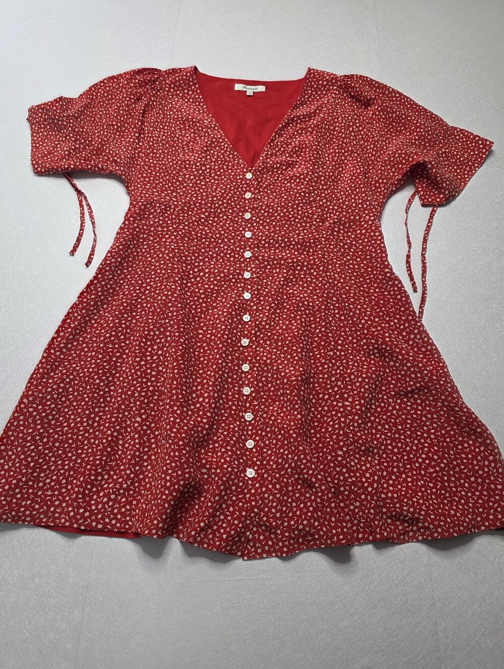 Madewell 100% Silk Button-Front Mini Dress in Park Picnic Kilt Red - Size 4P